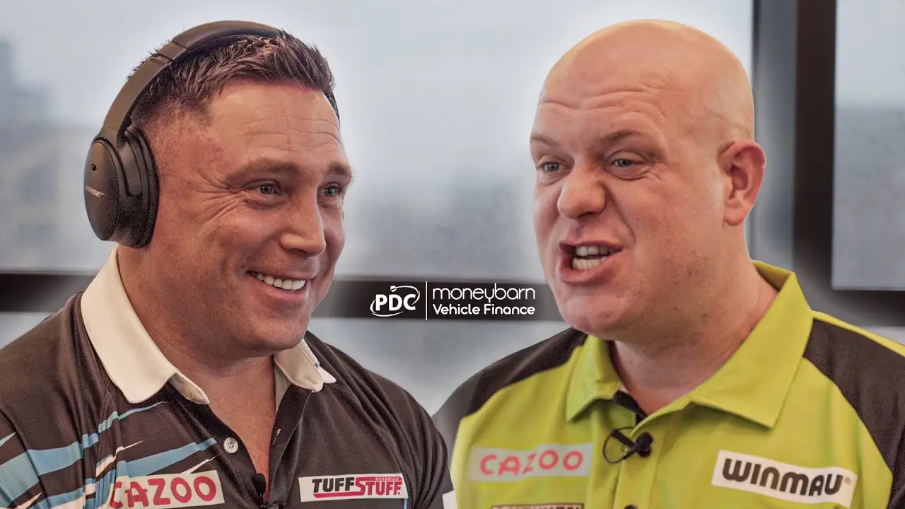 VIDEO: Van Gerwen en Price testen elkaar met liplezen