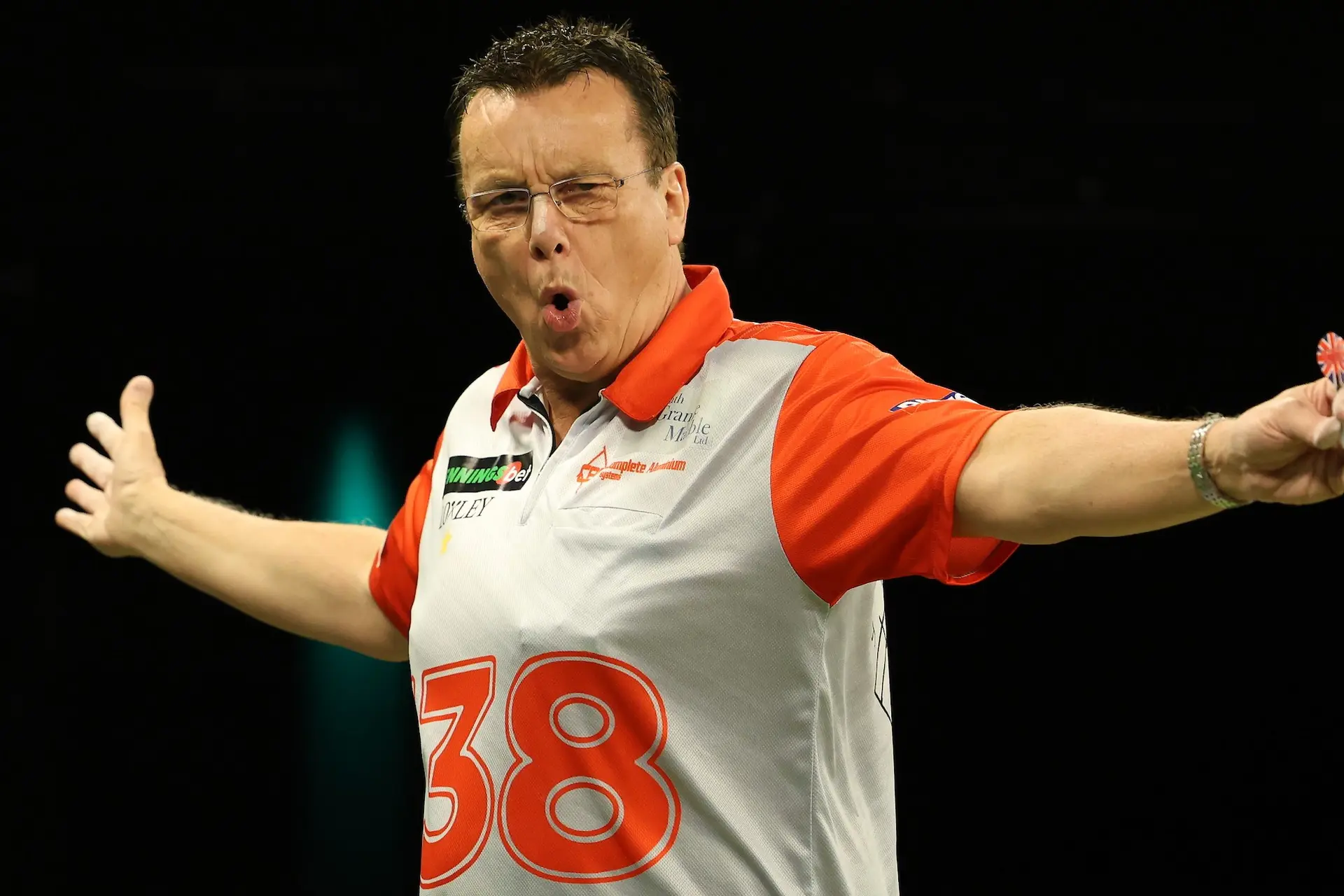 Gates staat geen set af tegen O'Shea, Deller wint 40 jaar na wereldtitel weer een WK-wedstrijd