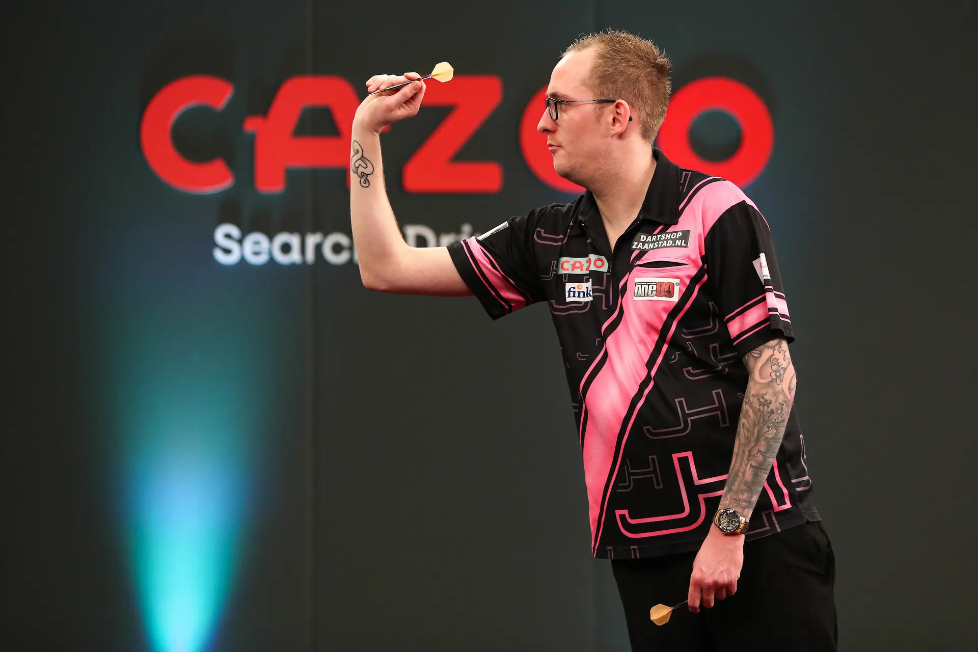 Drie Nederlandse darters betrokken bij auto-ongeluk op weg naar UK Open