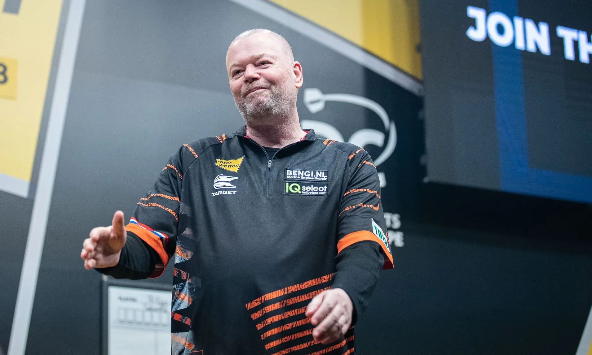 Van Barneveld en Van Veen kwalificeren zich ook voor European Darts Matchplay