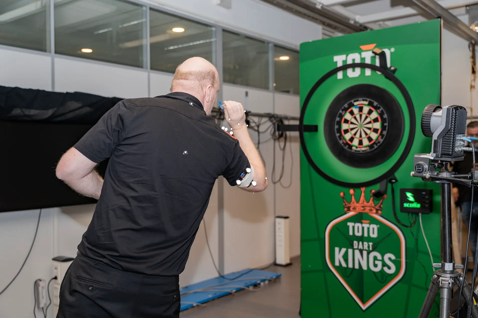 TU Delft lanceert innovatieve dartpijl: ''Mogen trots zijn op dit stukje professionalisering van de sport''