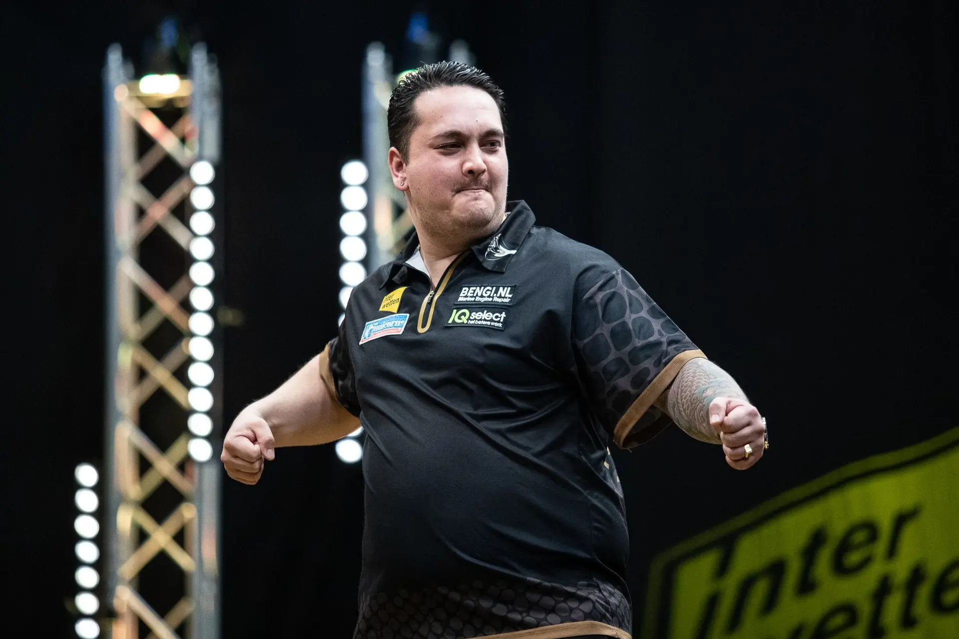 Jeffrey de Zwaan en Wessel Nijman dwingen plaatsing af voor Austrian Darts Open bij Tour Card Qualifier