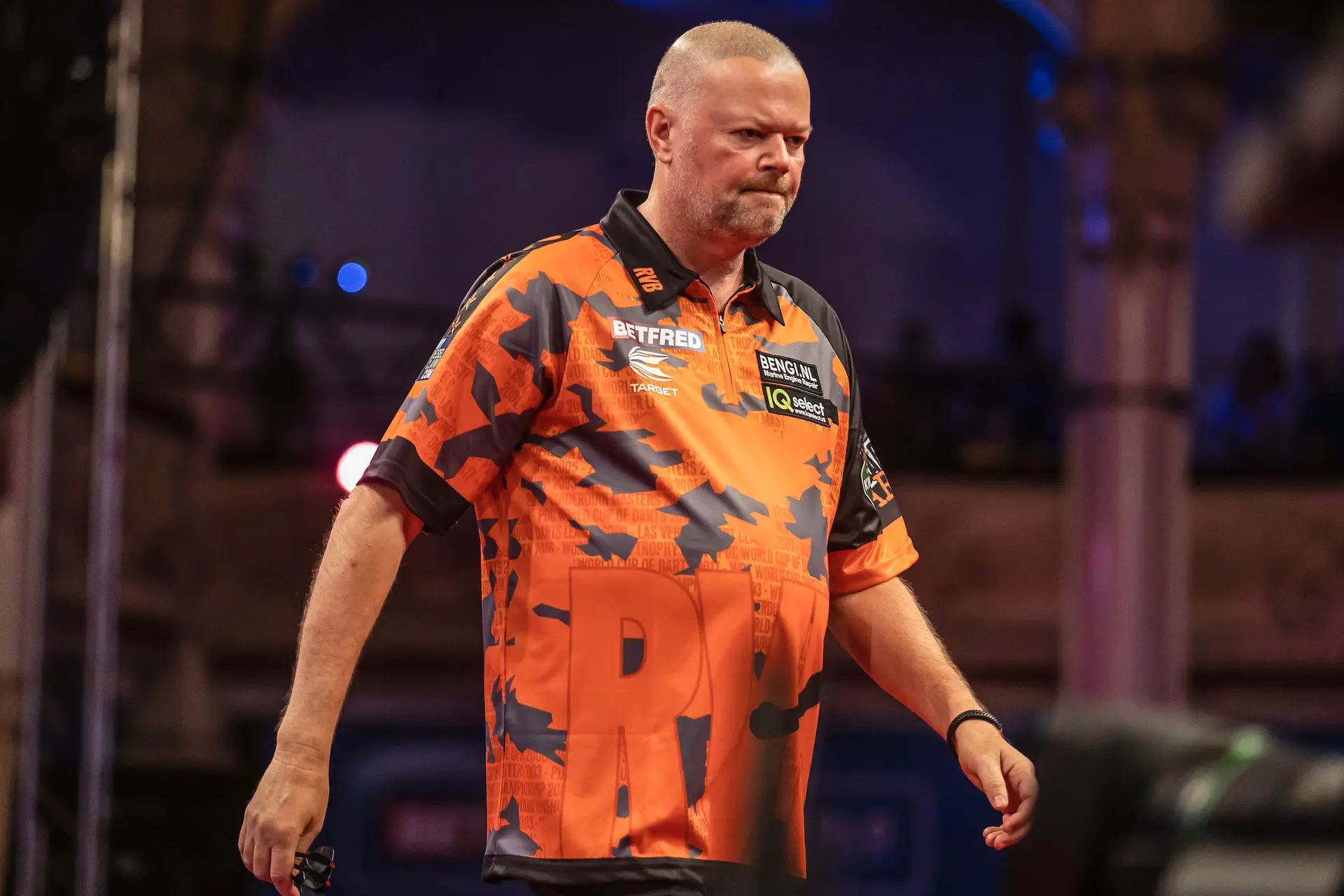 Drukke dartskalender dwingt Van Barneveld tot verplaatsen van huwelijksdatum