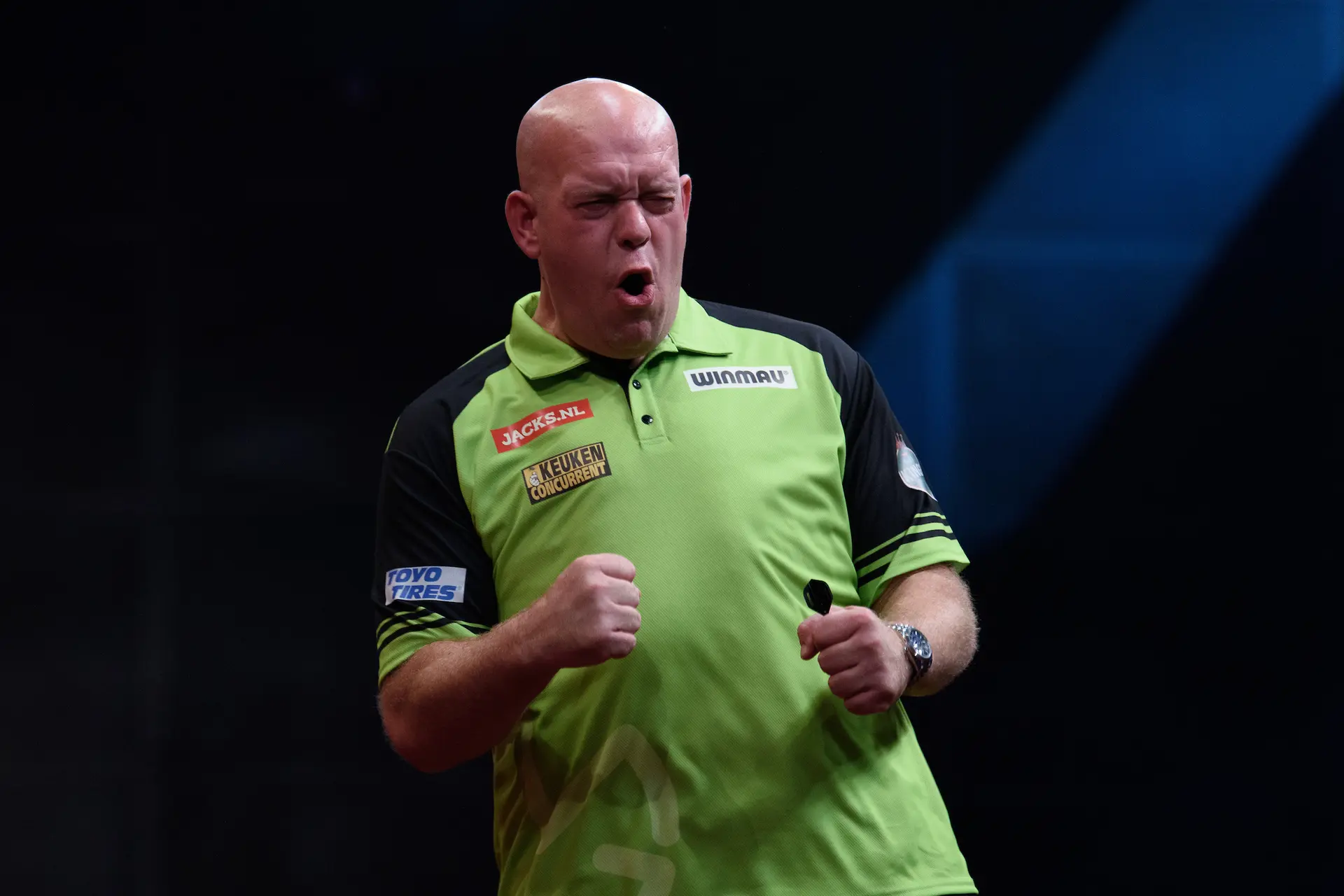 Van Gerwen bereikt als tweede speler ooit mijlpaal van 50 major-titels bij PDC