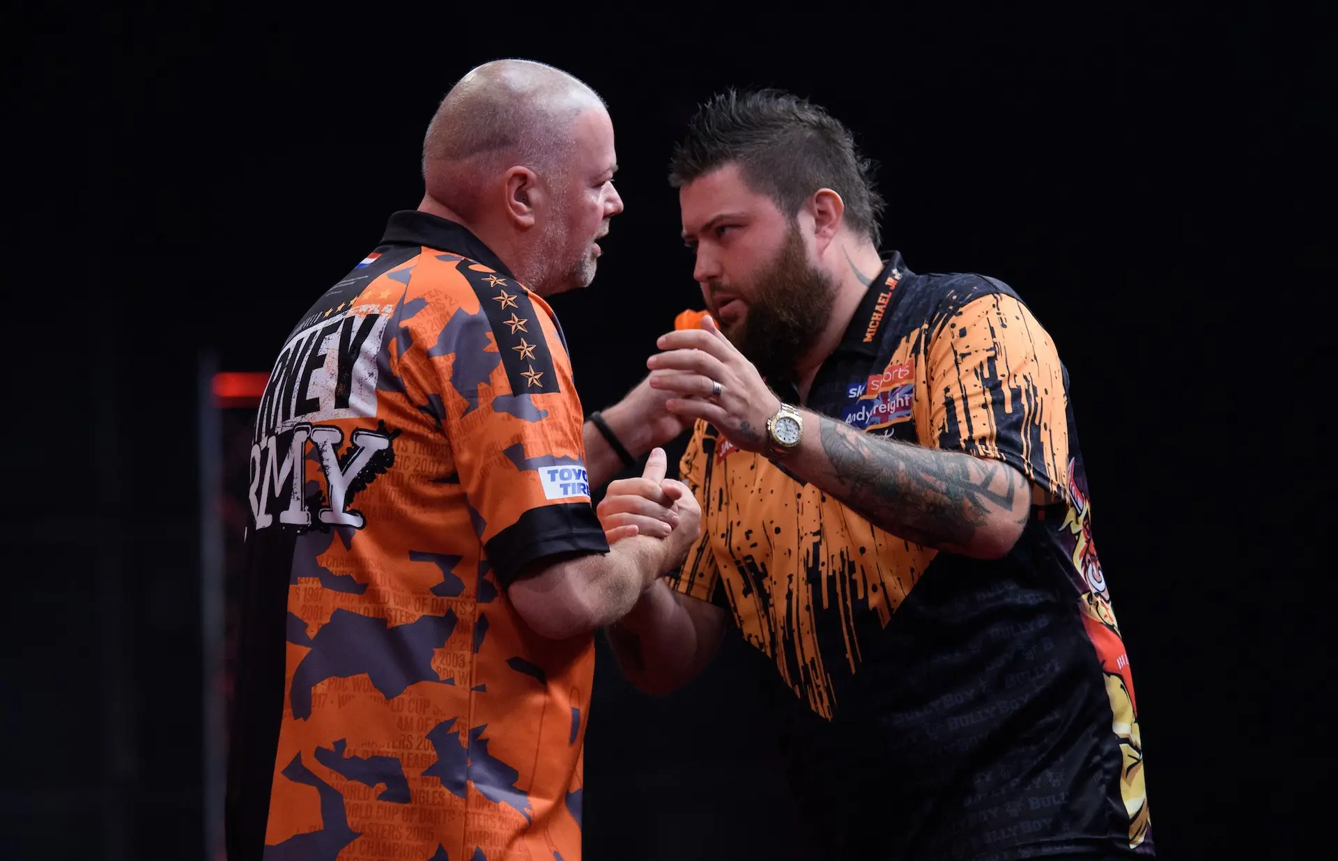 Speelschema EK Darts 2023: kraker tussen Michael Smith en Raymond van Barneveld op openingsdag