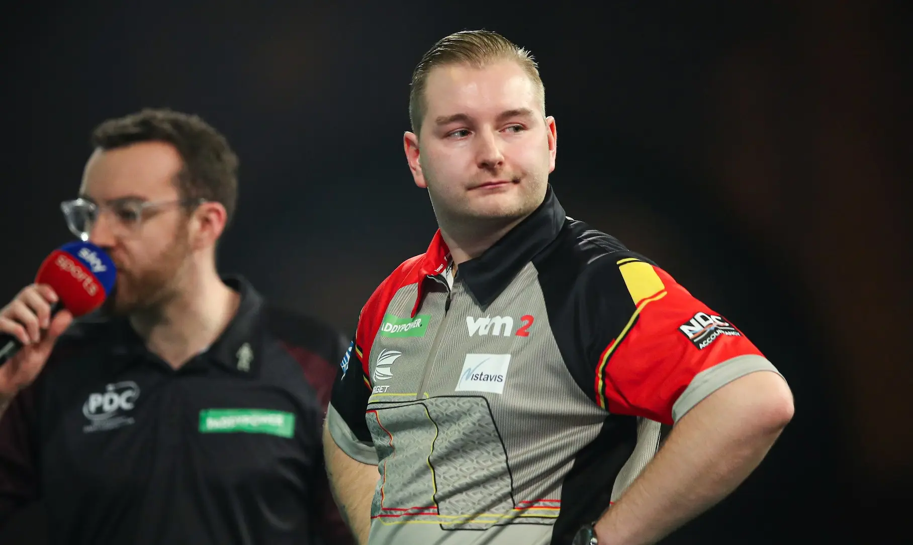 Van den Bergh mist Euro Tour-toernooi door ziekte; Rotterdam-winnaar Aspinall ontbreekt ook in Sindelfingen