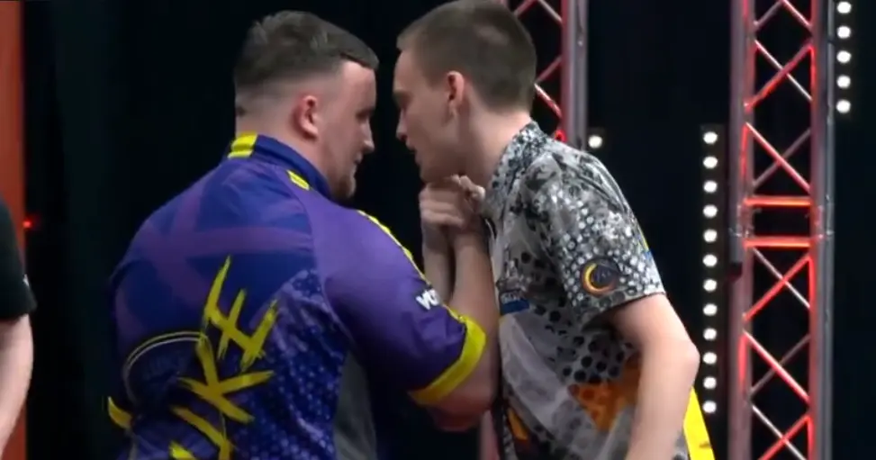 Ricardo Pietreczko kwaad op Luke Littler: ''Hoop dat zijn arrogantie wordt afgestraft''