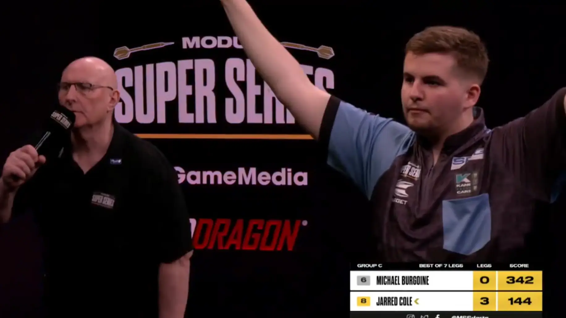 VIDEO: Jarred Cole gooit negendarter in MODUS Super Series