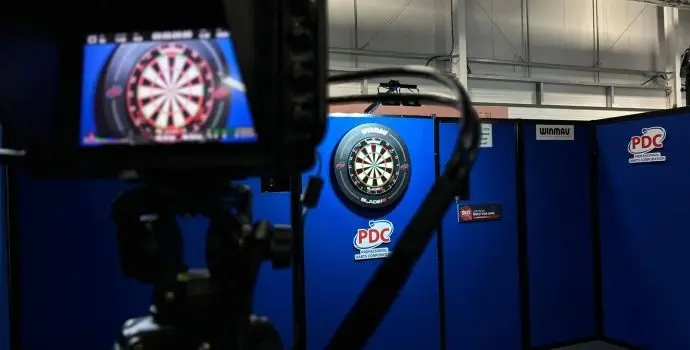 Live stream Players Championship 7 & 8: Zo kan je maandag en dinsdag live naar darten kijken