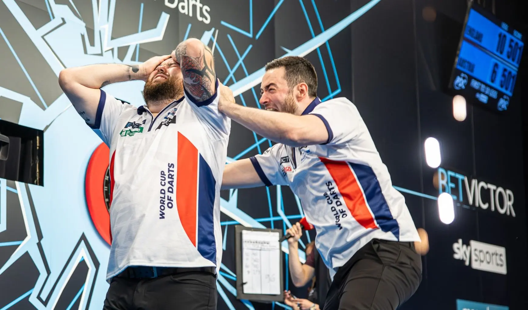 COLUMN: 'Je ziet op World Cup of Darts bij spelers emoties die je verder eigenlijk alleen op het WK Darts ziet'