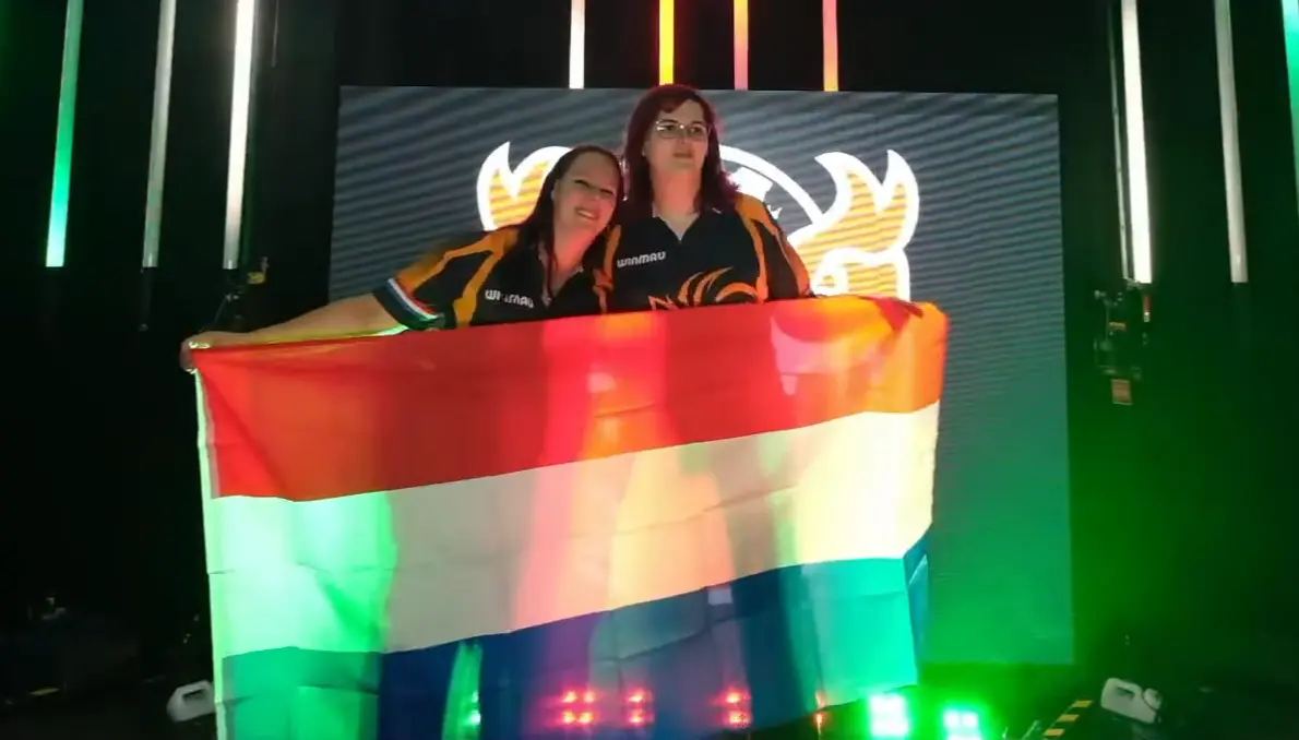 Van Leuven en Wajer winnen koppeltoernooi bij dames op WDF Europe Cup; Zweeds duo verslaat Engelse topfavorieten in herenfinale