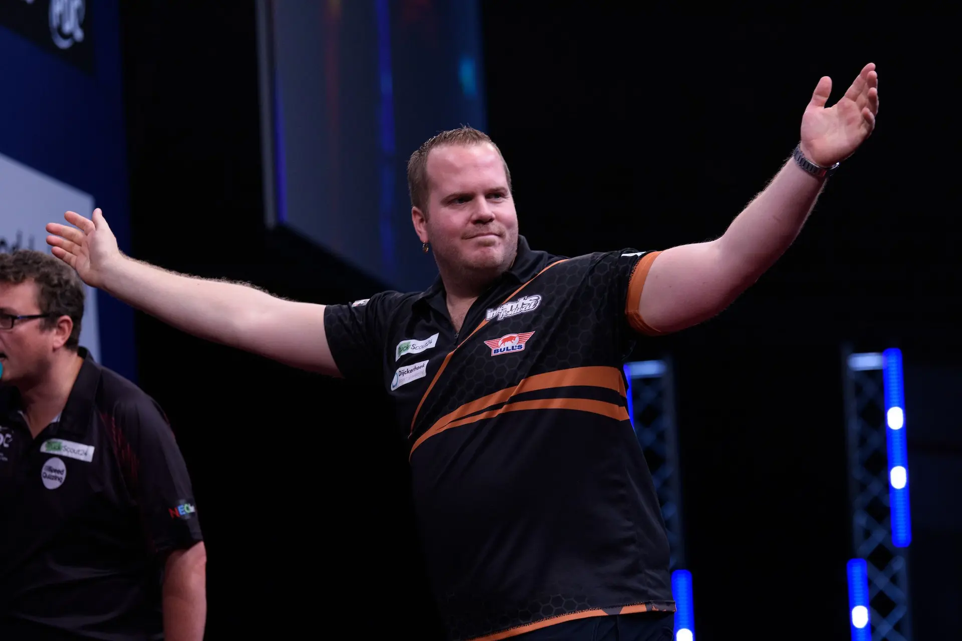 Van Duijvenbode onderscheidt zich weer als beste 180-hitter; Van Veen maakt op meerdere fronten indruk