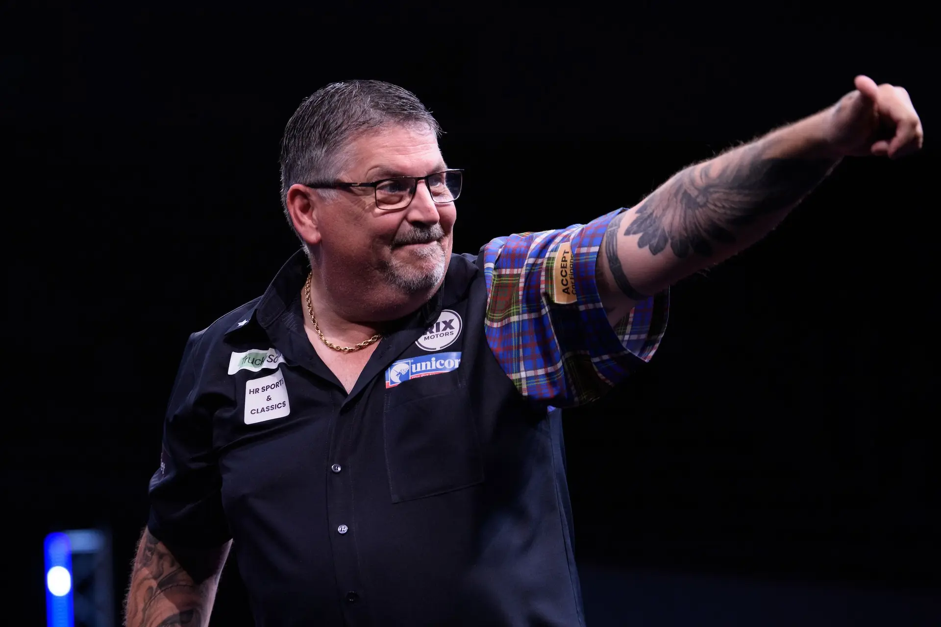 Gary Anderson prolongeert titel op European Darts Grand Prix na dikke whitewash in finale
