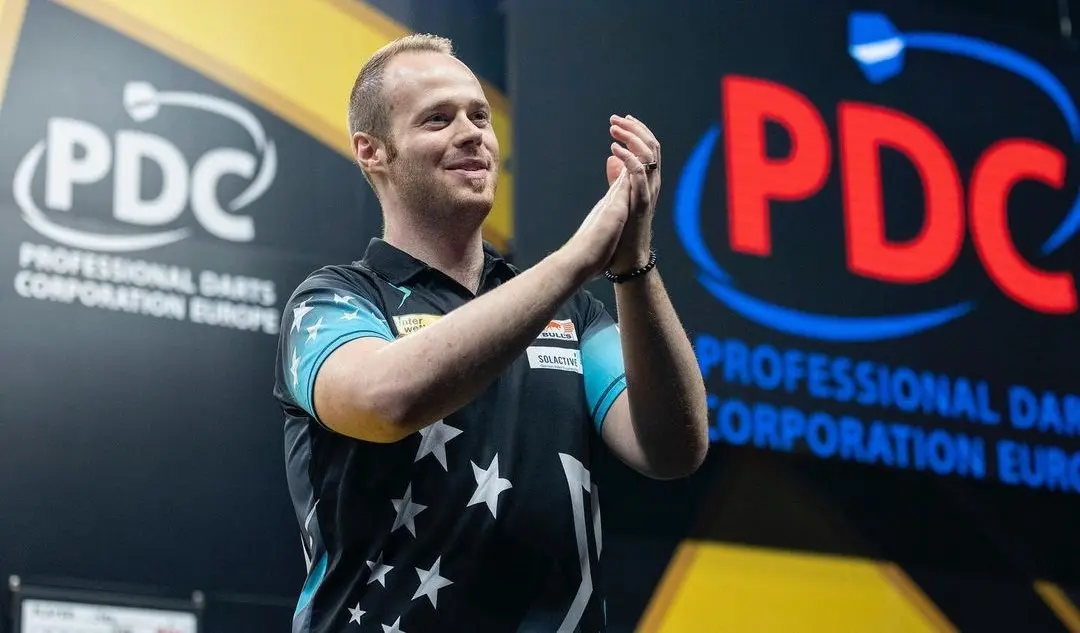 LIVEBLOG PDC European Q-School Dag Zes: Voorlaatste Tour Card voor het grijpen