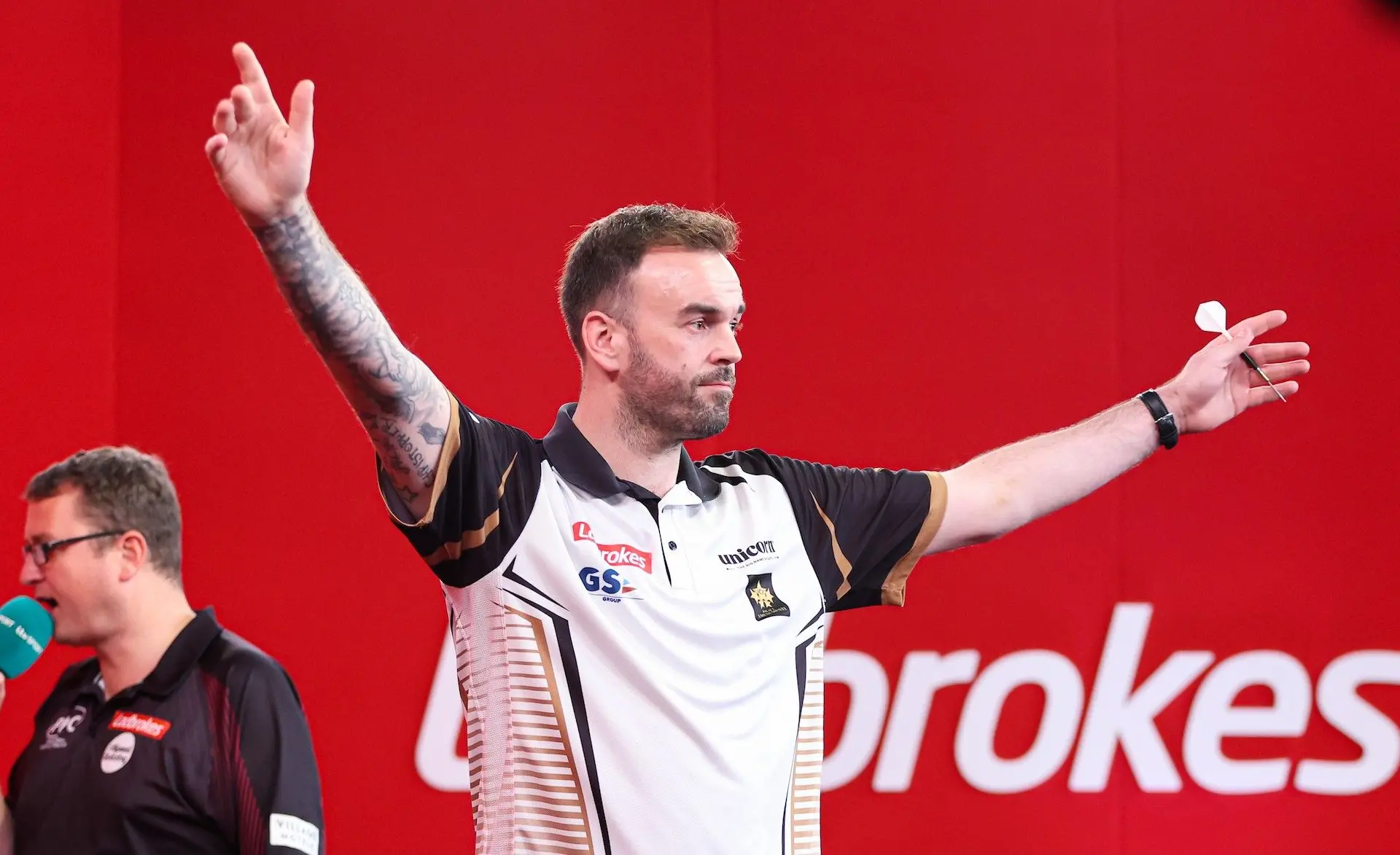 Ross Smith gooit negendarter in Rosmalen bij Players Championship 14