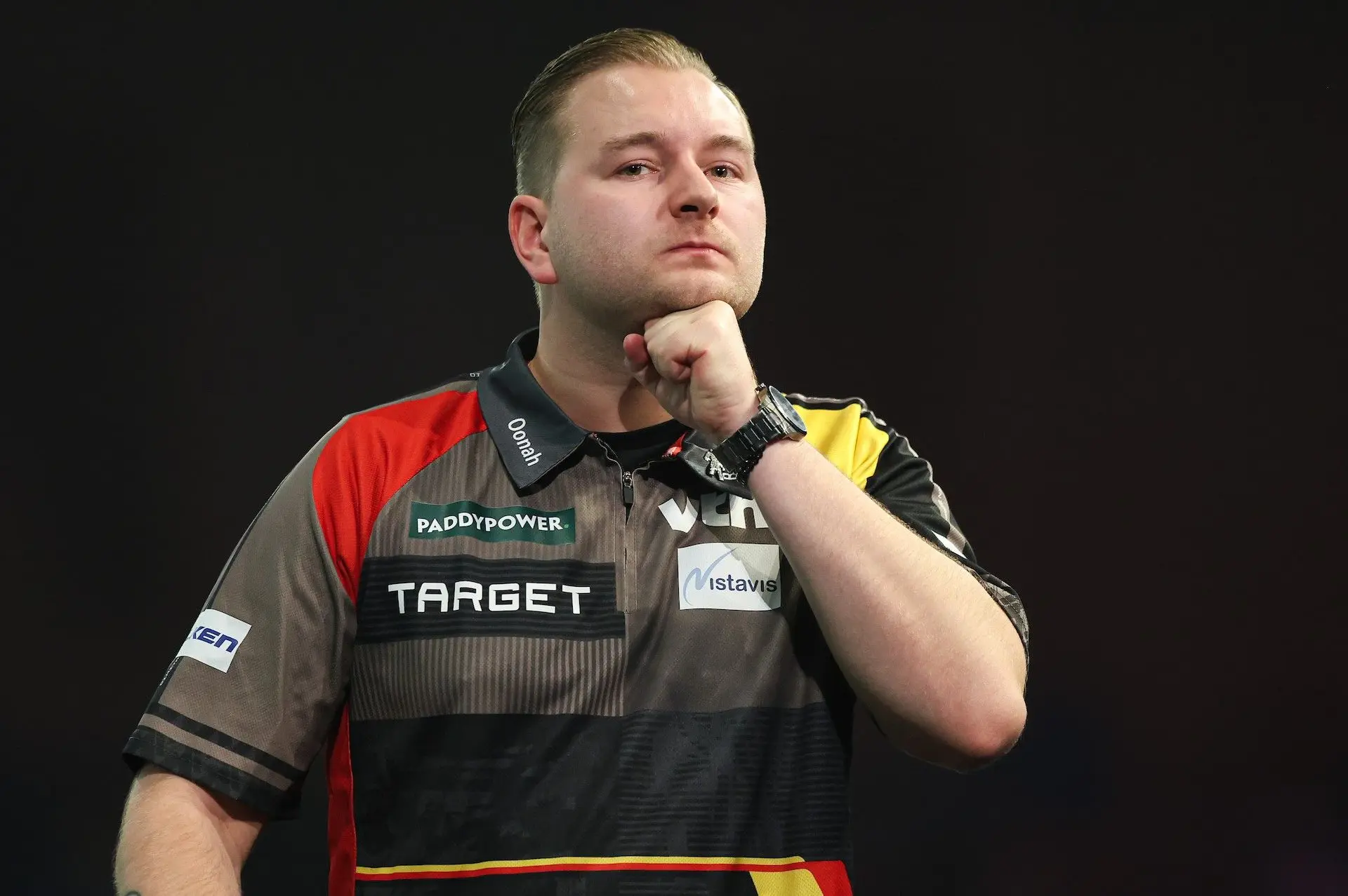Dimitri Van den Bergh neemt pauze van darts: ‘Hij heeft er gewoon even helemaal genoeg van’
