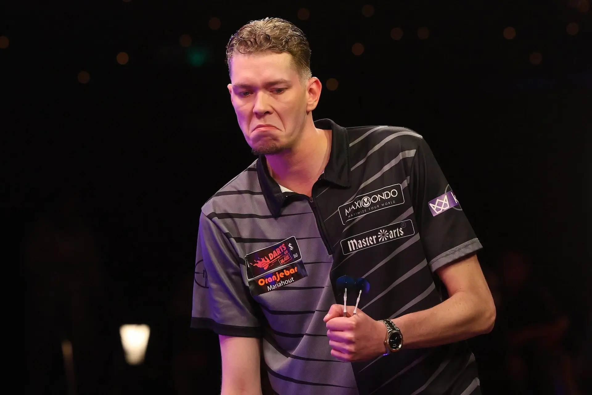 Opnieuw Nederlands succes! Jimmy van Schie kroont zich tot WDF World Masters-kampioen in Boedapest