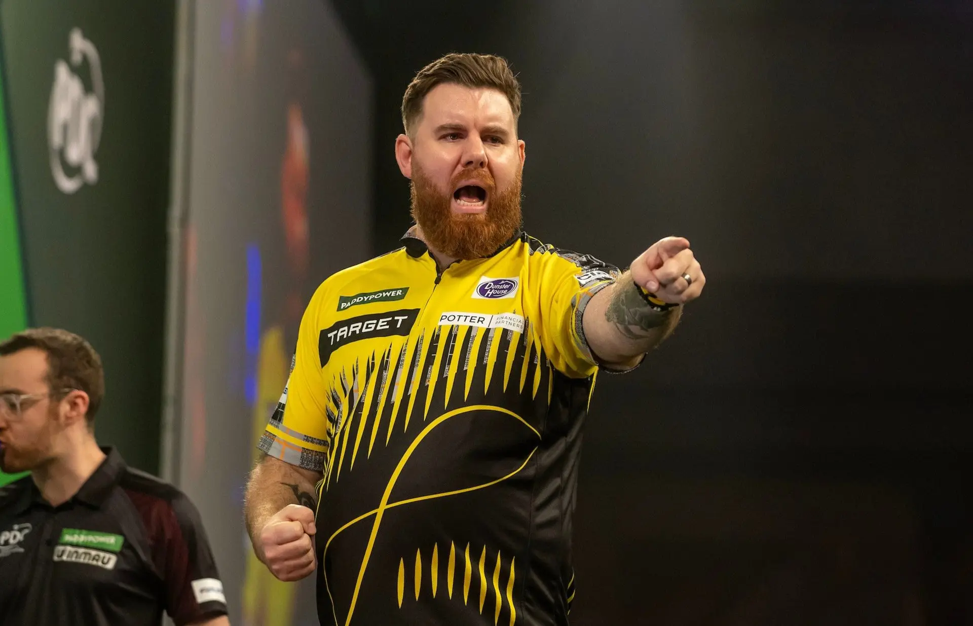 "Er is geen sfeer, en je hebt niks om energie uit te halen" - Scott Williams worstelt met wedstrijden zonder publiek en verlangt naar het podium