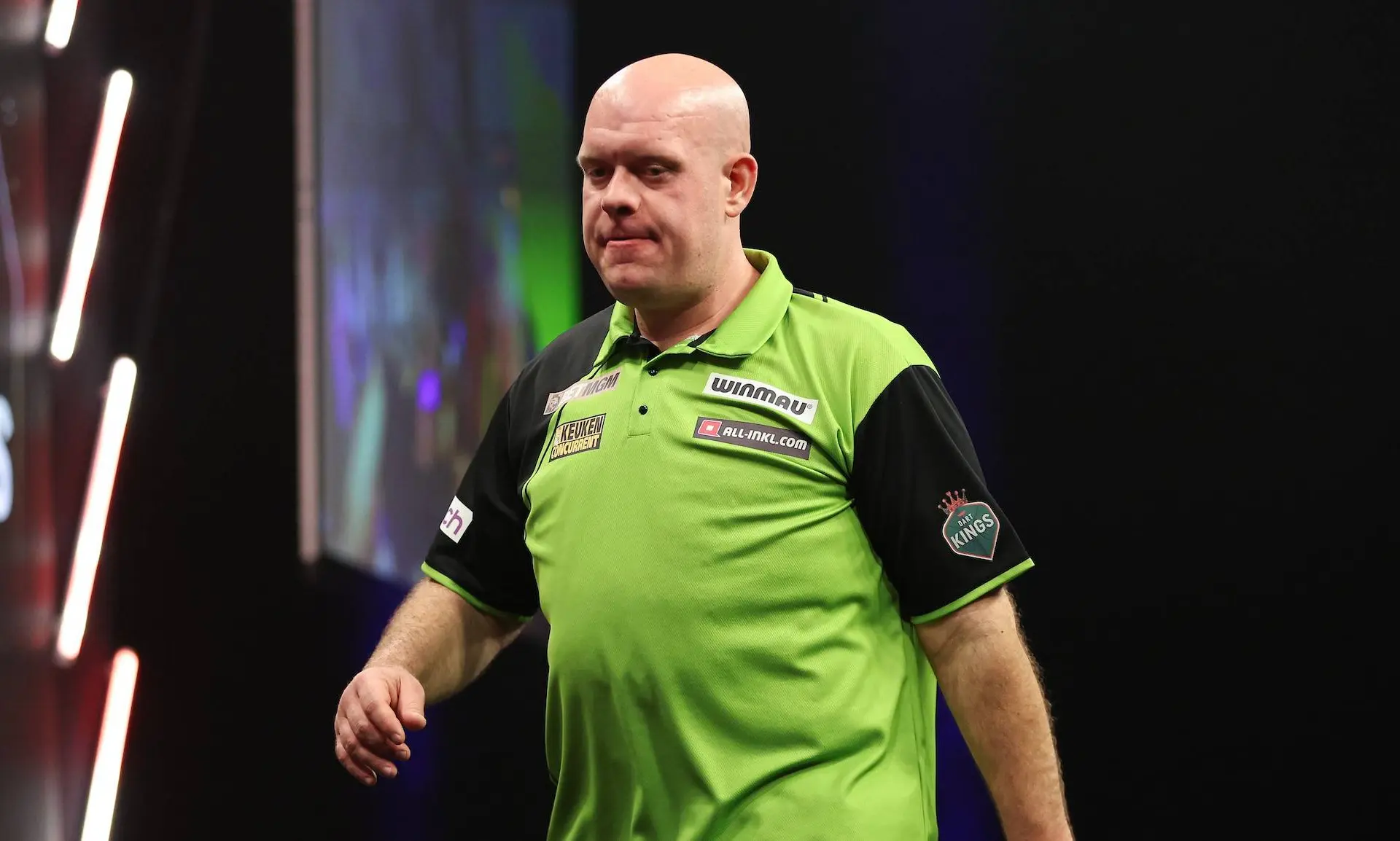 Stand Premier League Darts: Van Gerwen in diepe problemen na snelle exit in Aberdeen, Littler stelt koppositie veilig