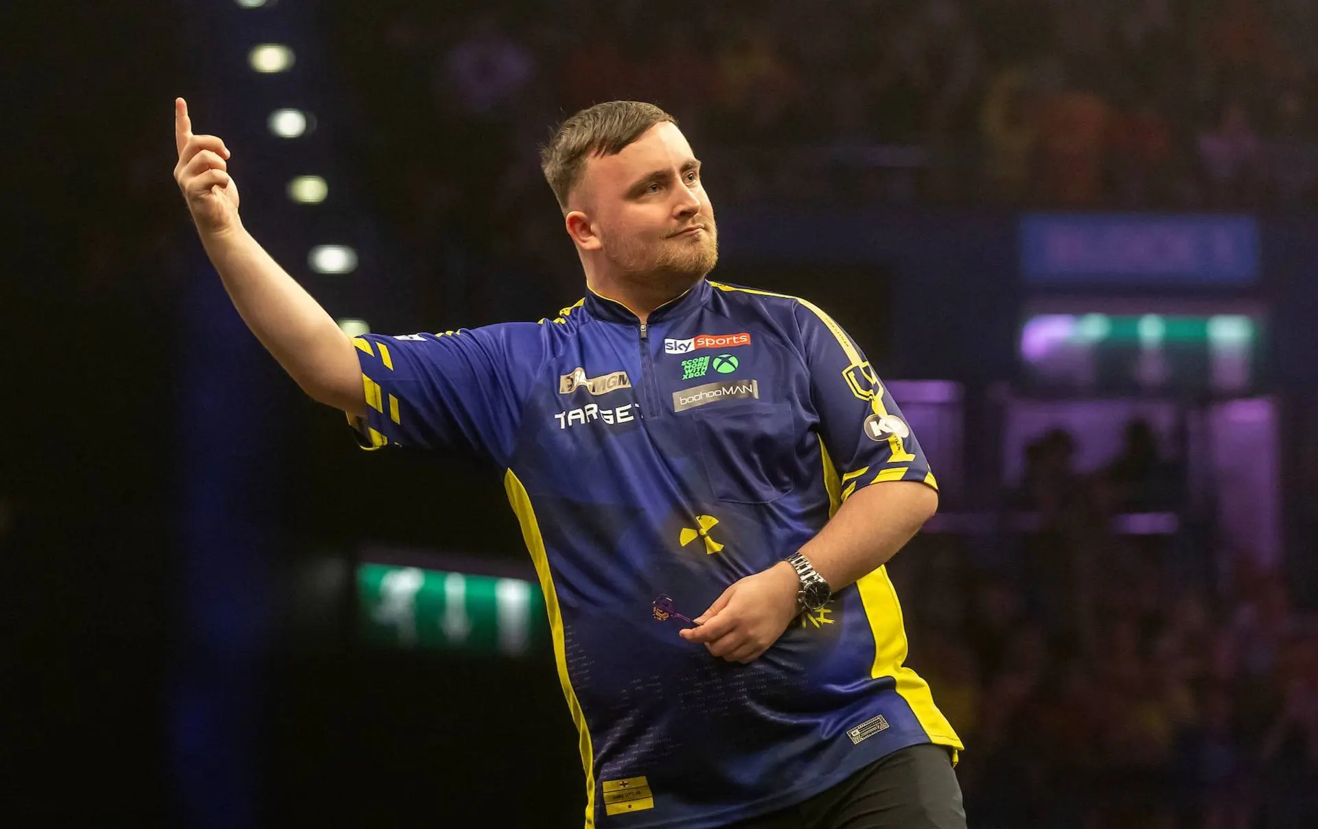 Luke Littler sluit Premier League Darts af met recordscore en zesde avondzege in Sheffield