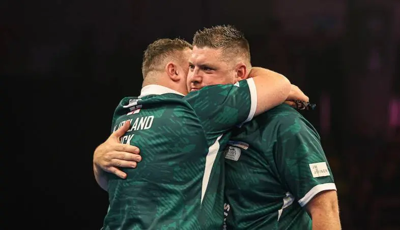 Weergaloos Noord-Ierland pakt eerste titel ooit op World Cup of Darts