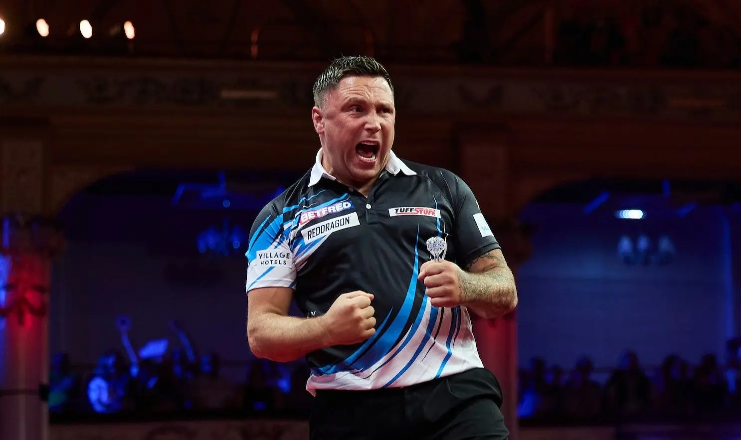 LIVE World Matchplay: fenomenale Price geeft Dobey pak slaag met 109 gemiddeld en haalt kwartfinales