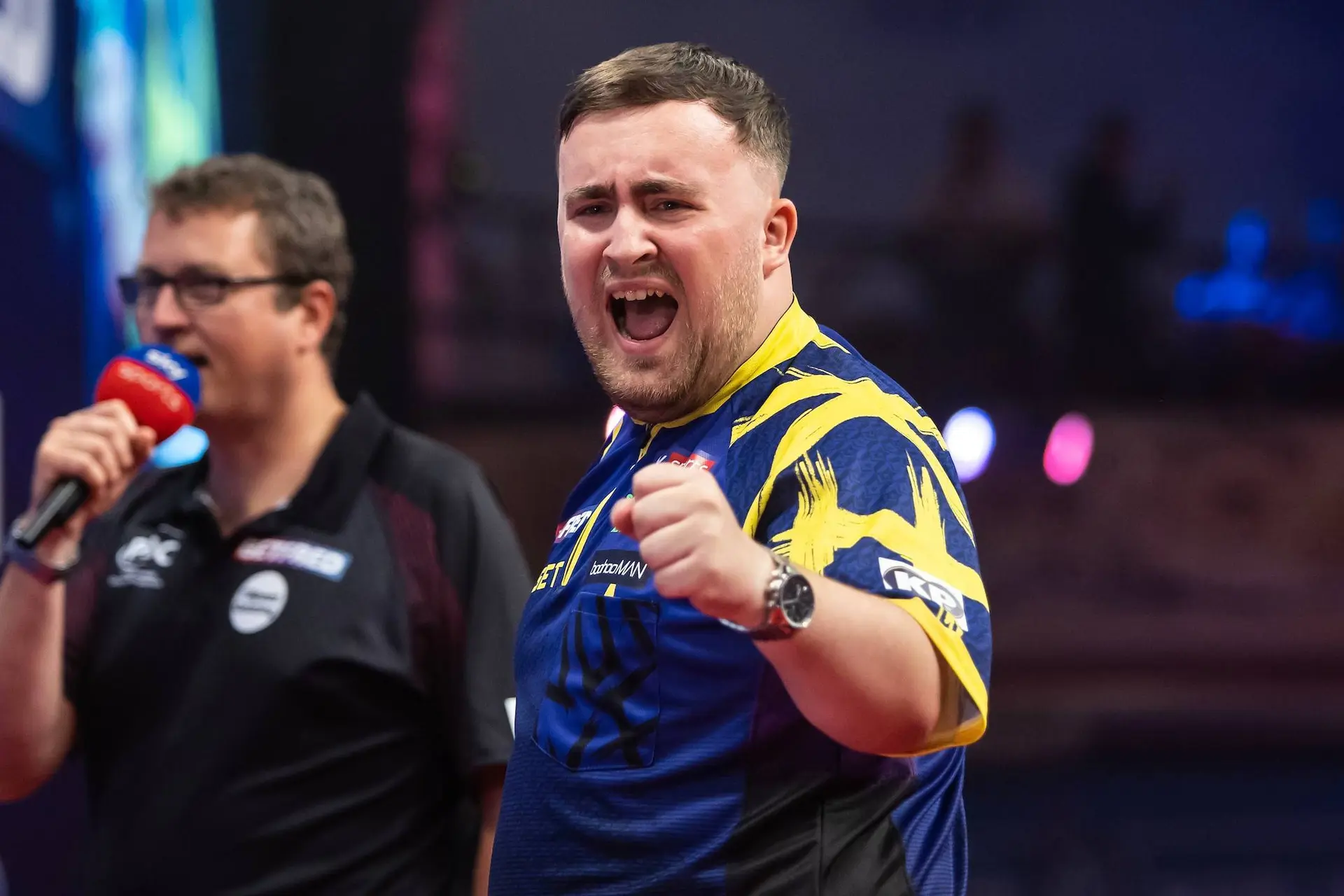 Ontketende Luke Littler wint New Zealand Darts Masters met gemiddelde van 115 in finale