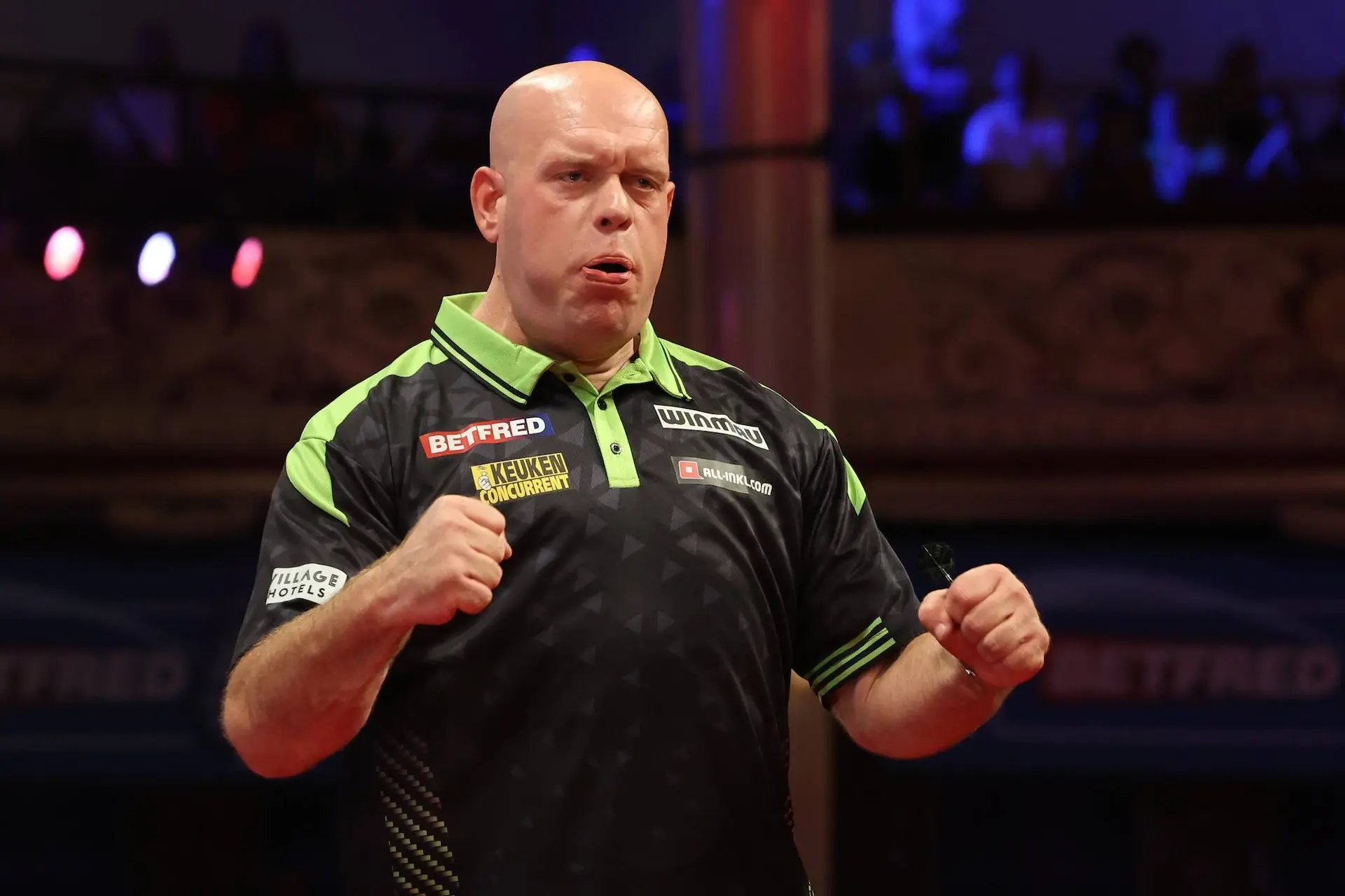Michael van Gerwen (9)
