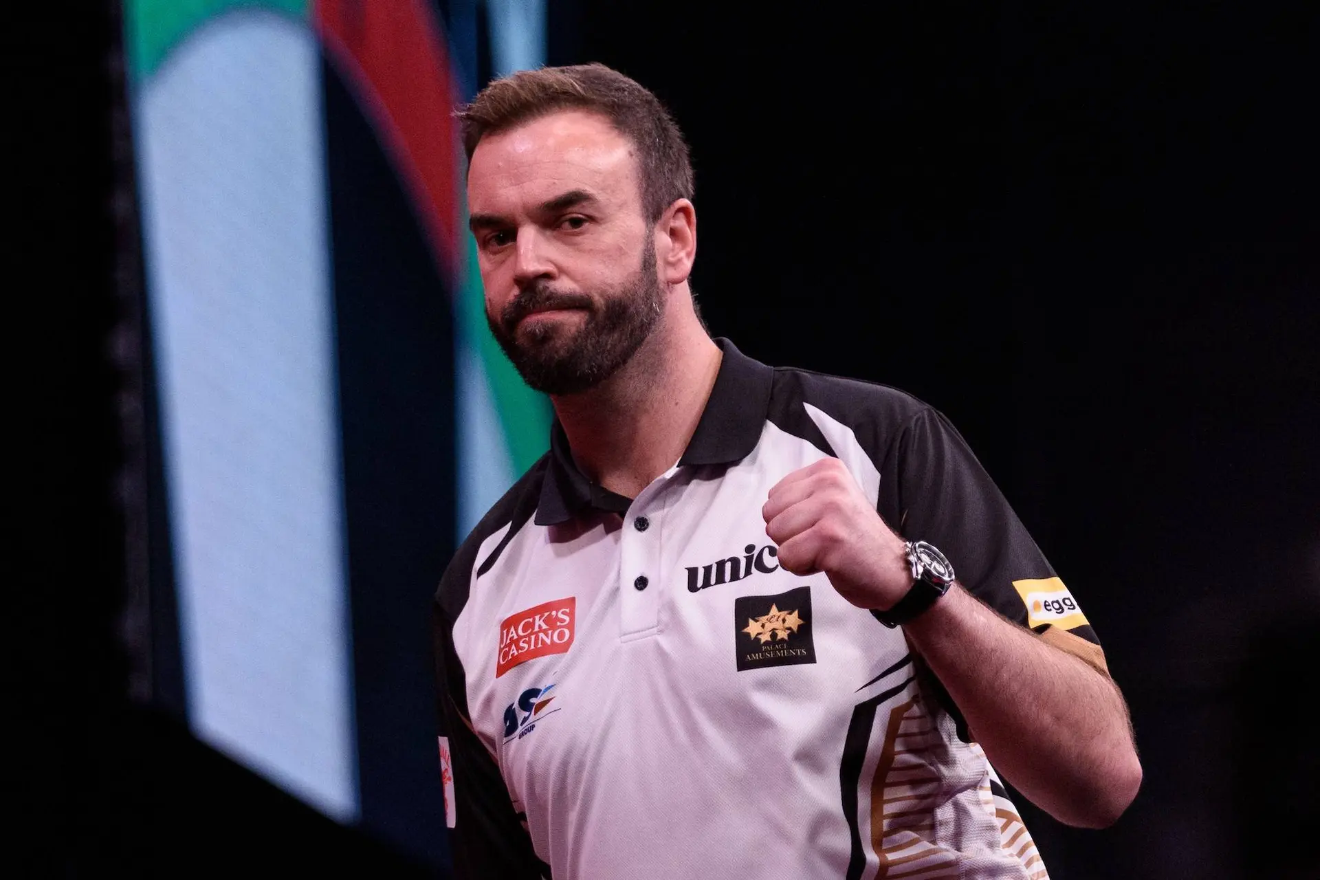 Players Championship Order of Merit - Ross Smith komt opzetten voor leidersplaats, Michael van Gerwen doet goede zaken maar heeft nog werk voor de boeg