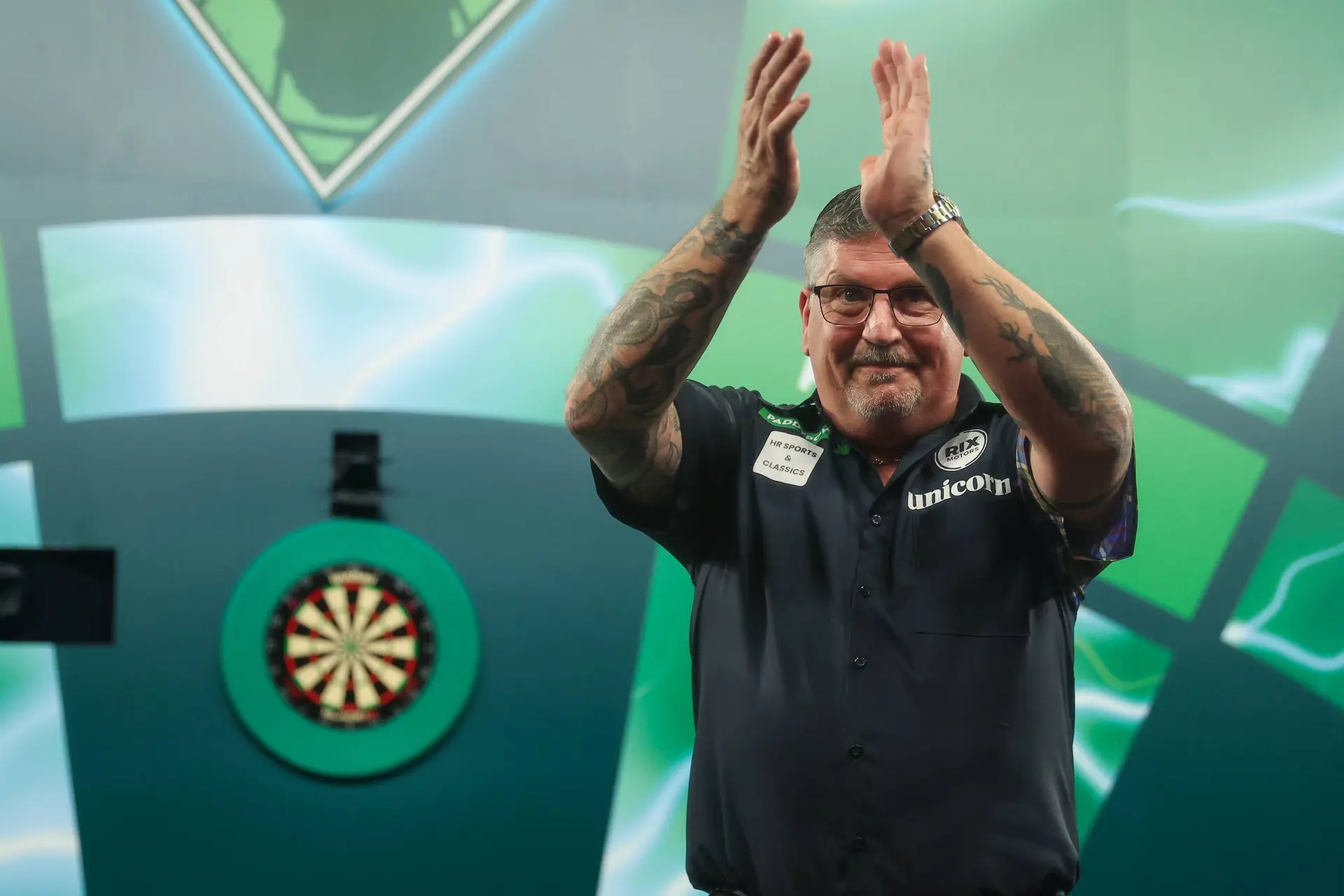 "Ik wil spelen tot mijn 60e, zodat ik mijn zoon nog een goed pak slaag kan geven" - Gary Anderson denkt nog lang niet aan stoppen