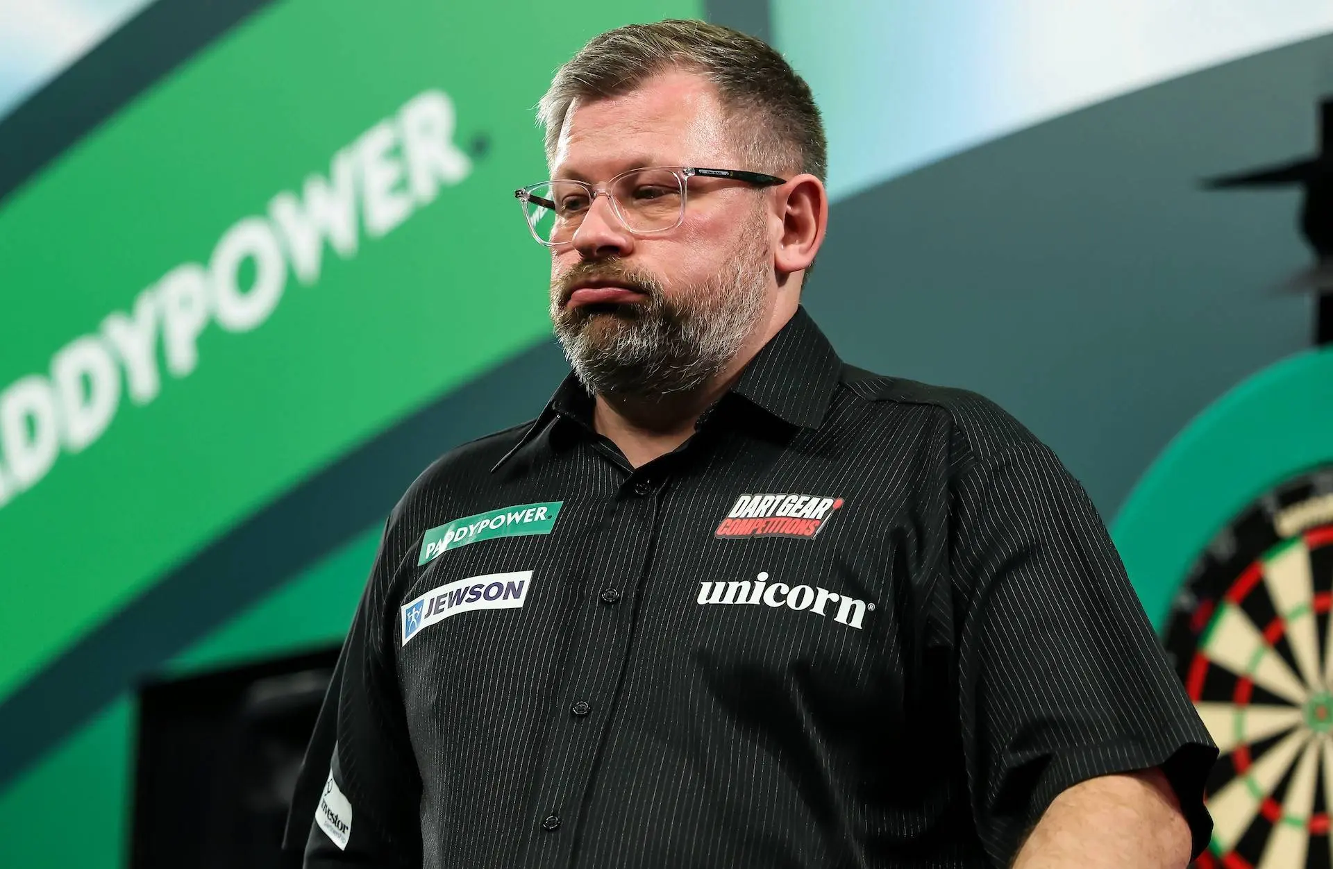 "Ik voel me eerlijk gezegd een beetje verloren" - James Wade heeft nog steeds moeite met mislopen van Premier League-selectie