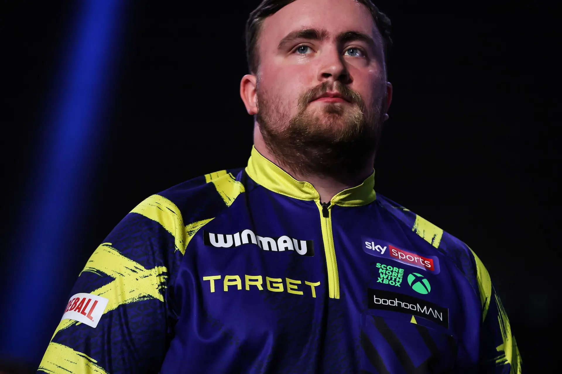"Ik ben niet iemand die zegt: 'Ja, ik ben de beste', want dat ben ik niet" – Luke Littler wuift label van 'beste darter ooit' weg
