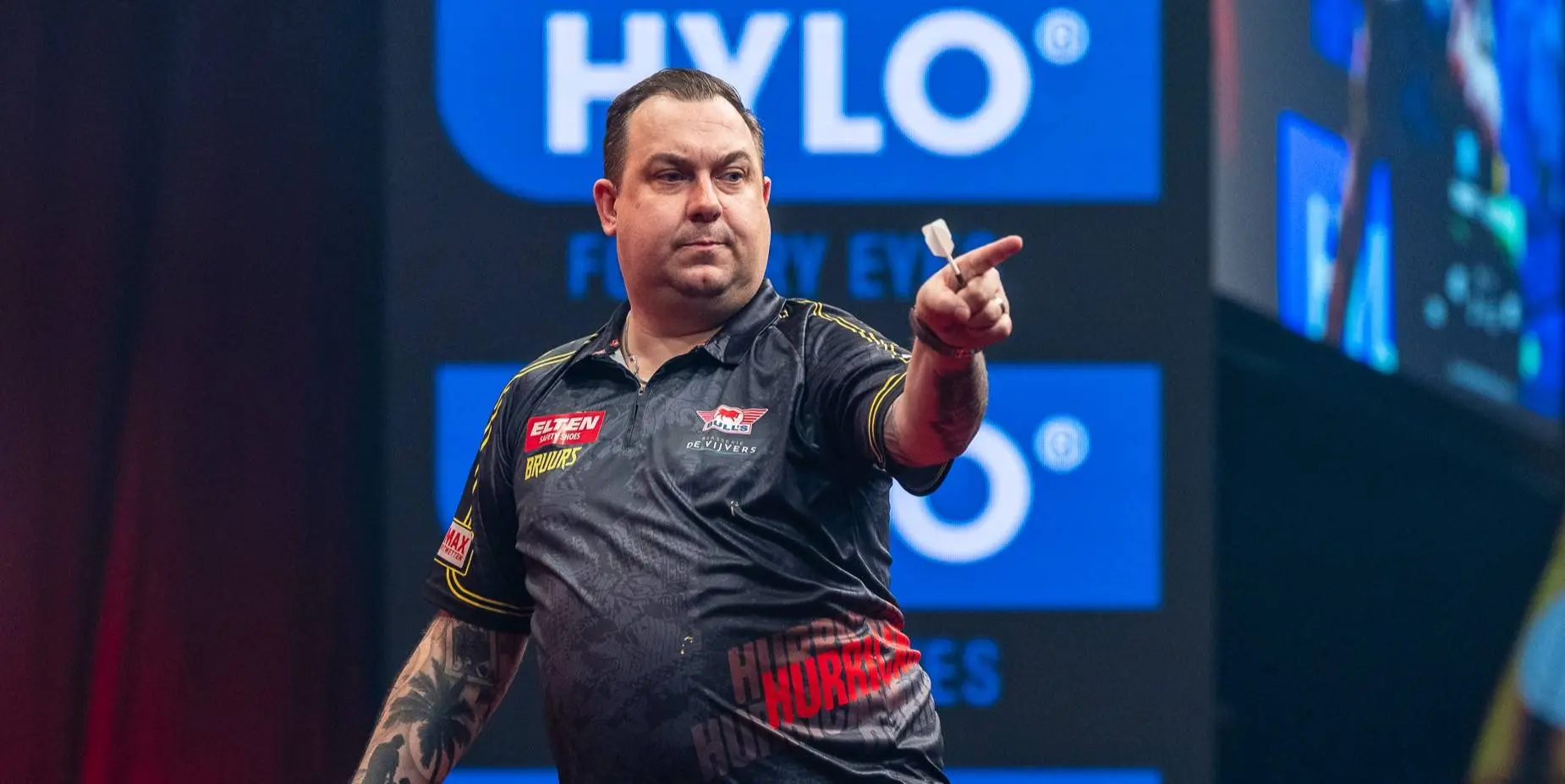 Kim Huybrechts, Dirk van Duijvenbode en Kevin Doets ronde verder op German Darts Grand Prix; Van Barneveld verliest verrassend van Duitse qualifier