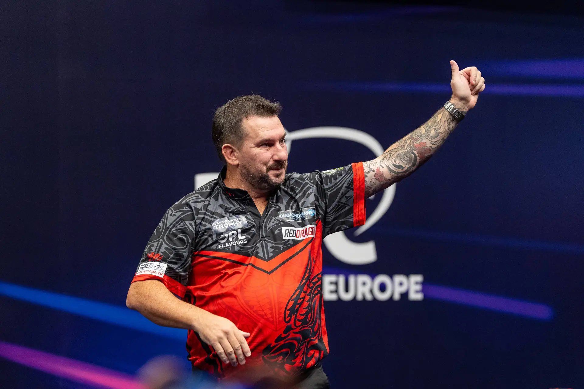 Jonny Clayton (2)