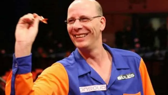 Op deze dag in ... 2010: Co Stompé wint tweede PDC-titel in Las Vegas