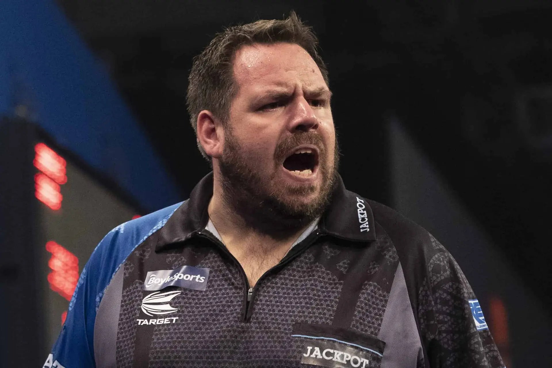 Adrian Lewis hoopt op meer onderlinge strijd tussen de darters: ''Ik vind het een beetje te vriendelijk allemaal''
