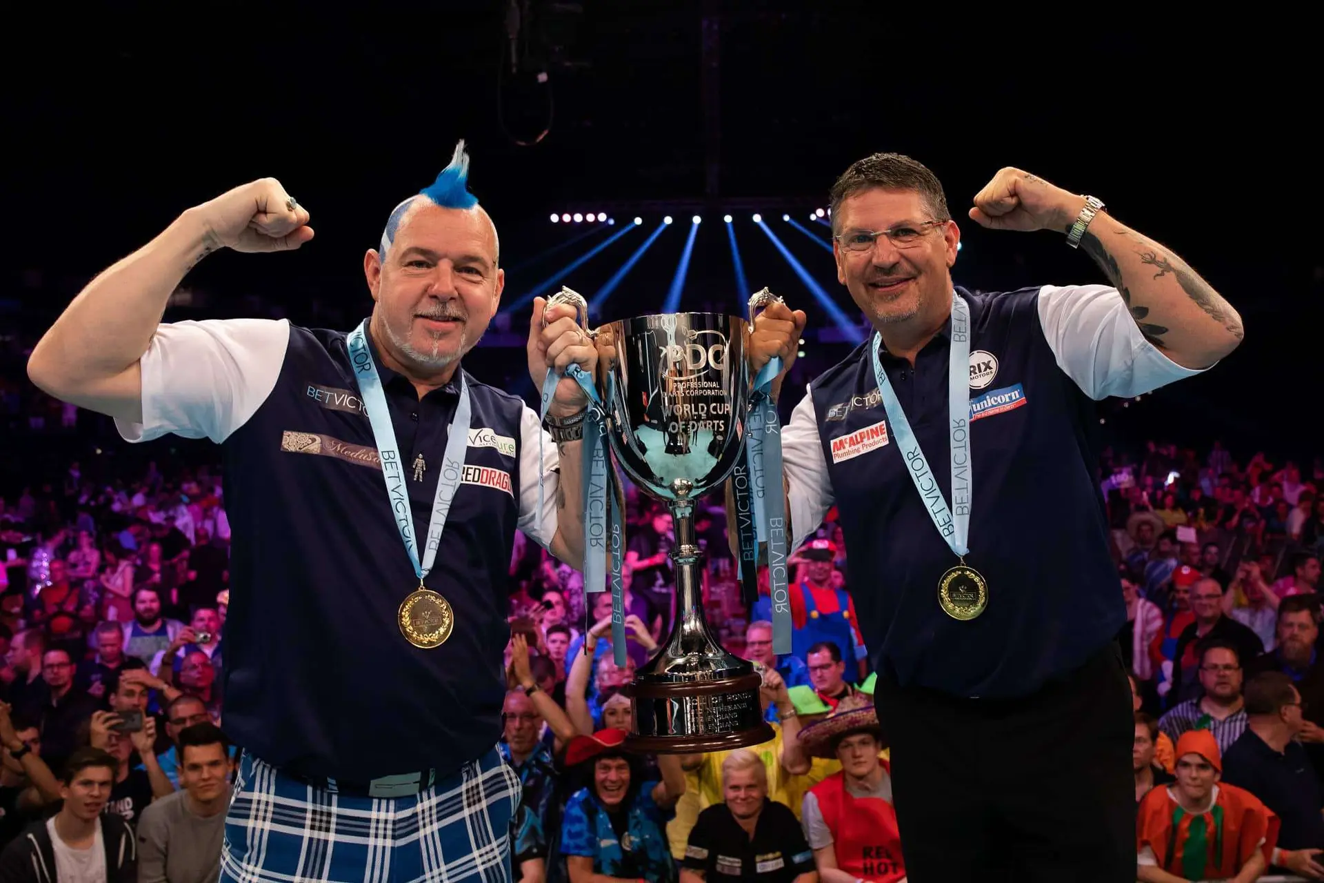 Schotse titelverdedigers Anderson en Wright melden zich allebei af voor World Cup of Darts