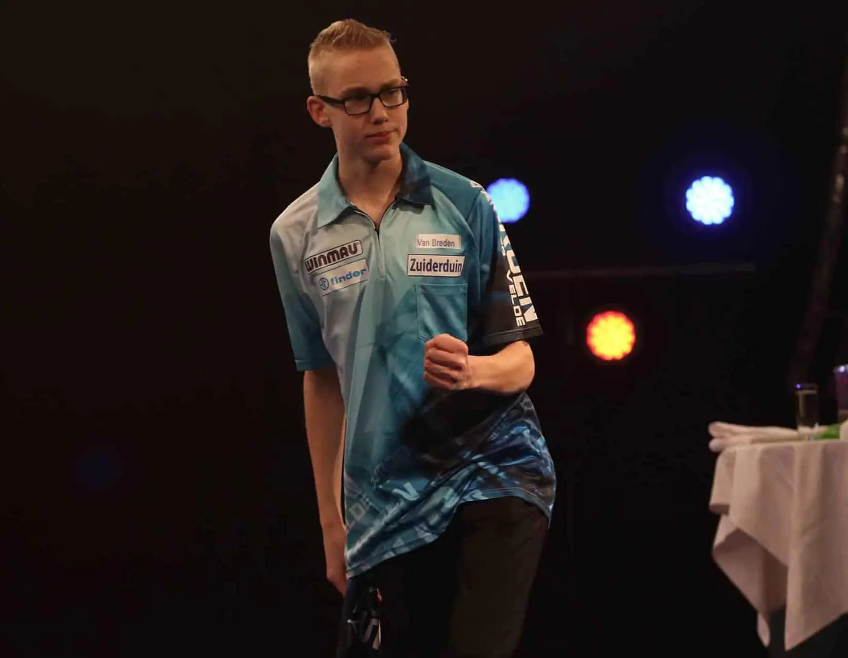 Van der Velde verovert eerste PDC-titel op Development Tour, kwartfinaleplek Van Duivenbode bij comeback
