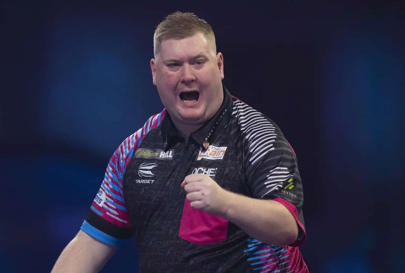 Na Van Gerwen ook wereldrecord voor Evans