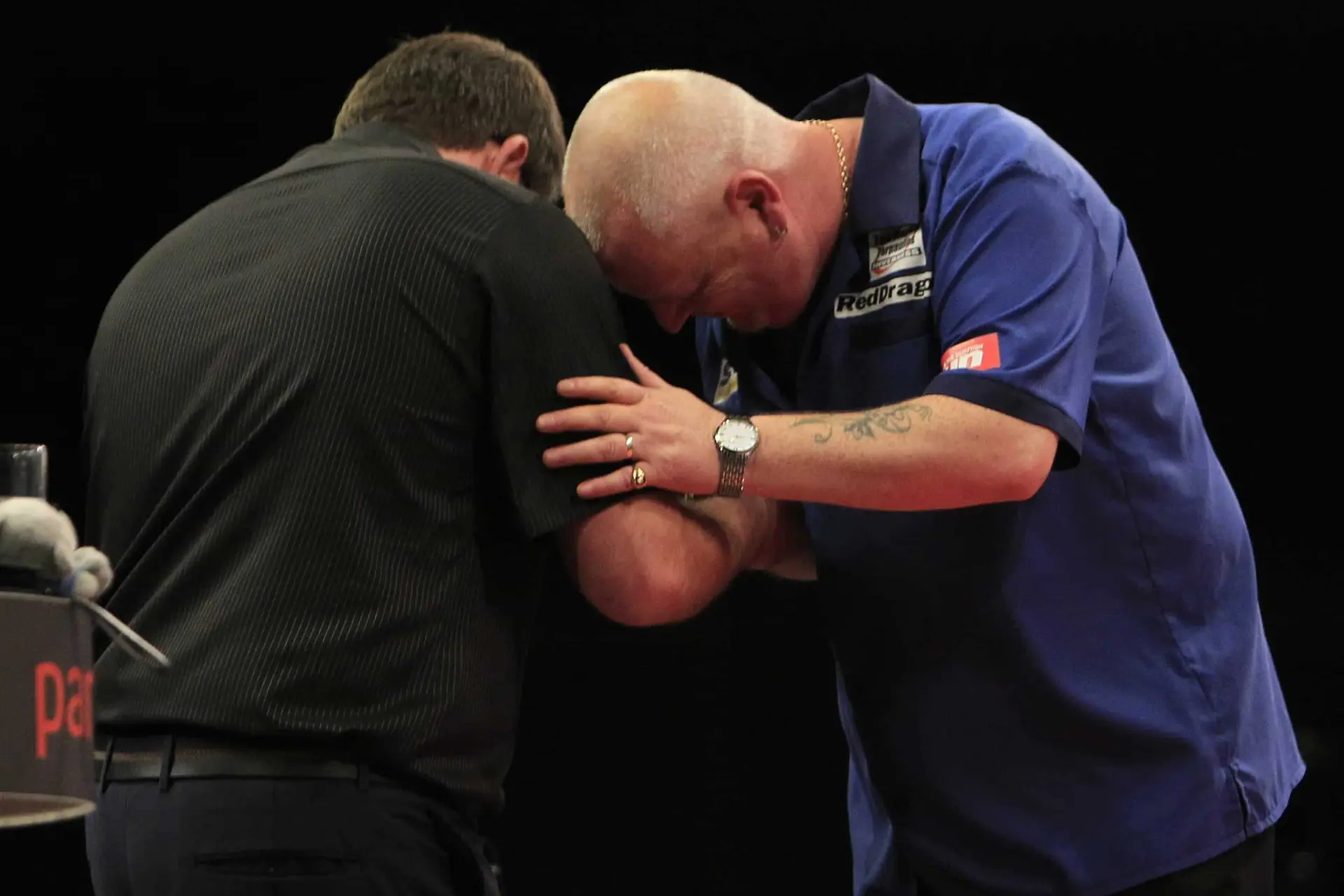THROWBACK VIDEO: Wade en Thornton zorgen voor historie op World Grand Prix met twee negendarters in één wedstrijd
