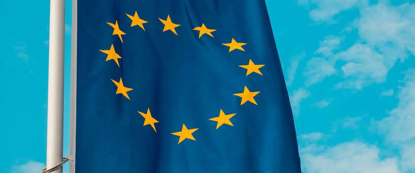 alibaba gaat strijd met amazon in europa aan