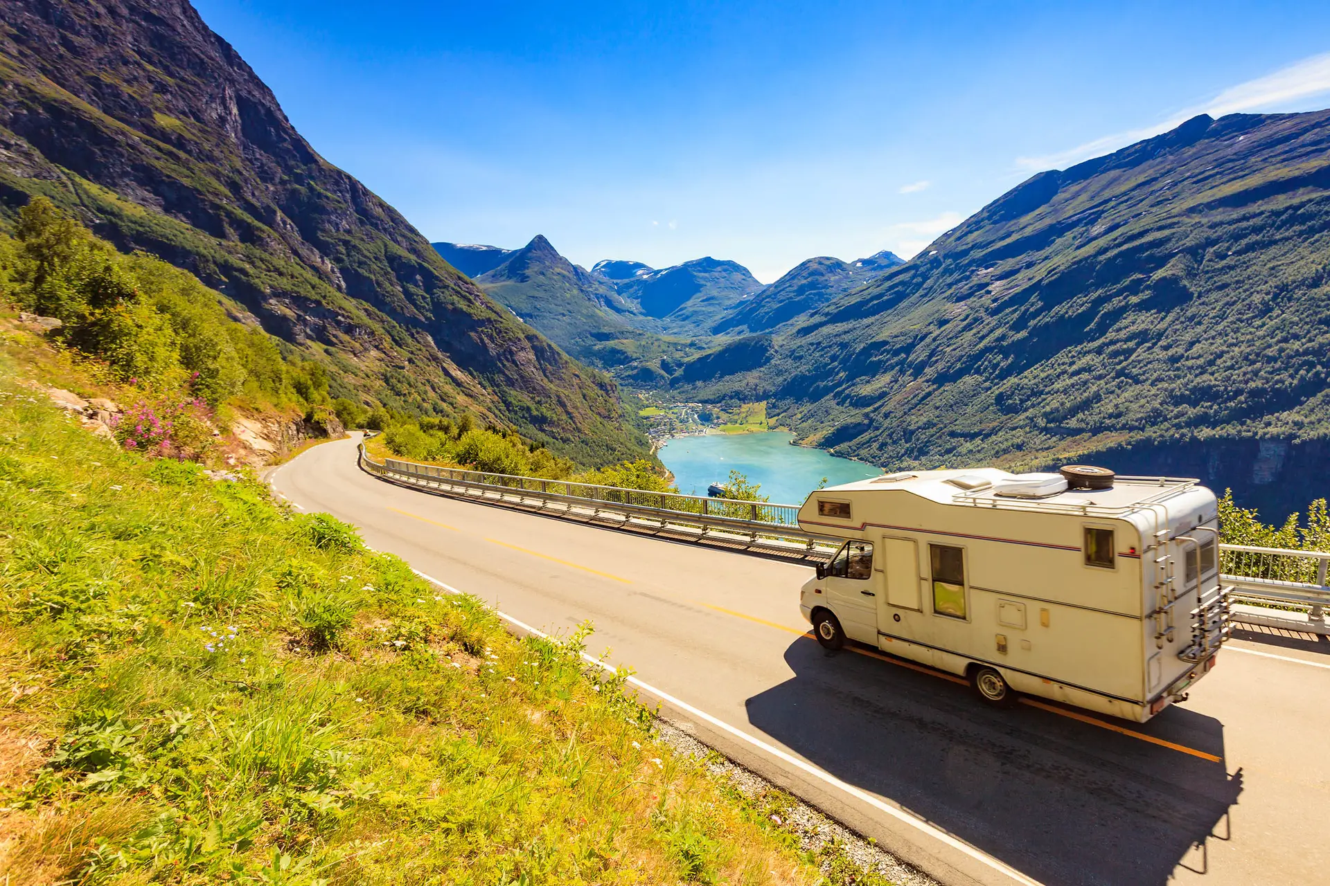 Camper huren? Zo koop je er een voor een goede prijs