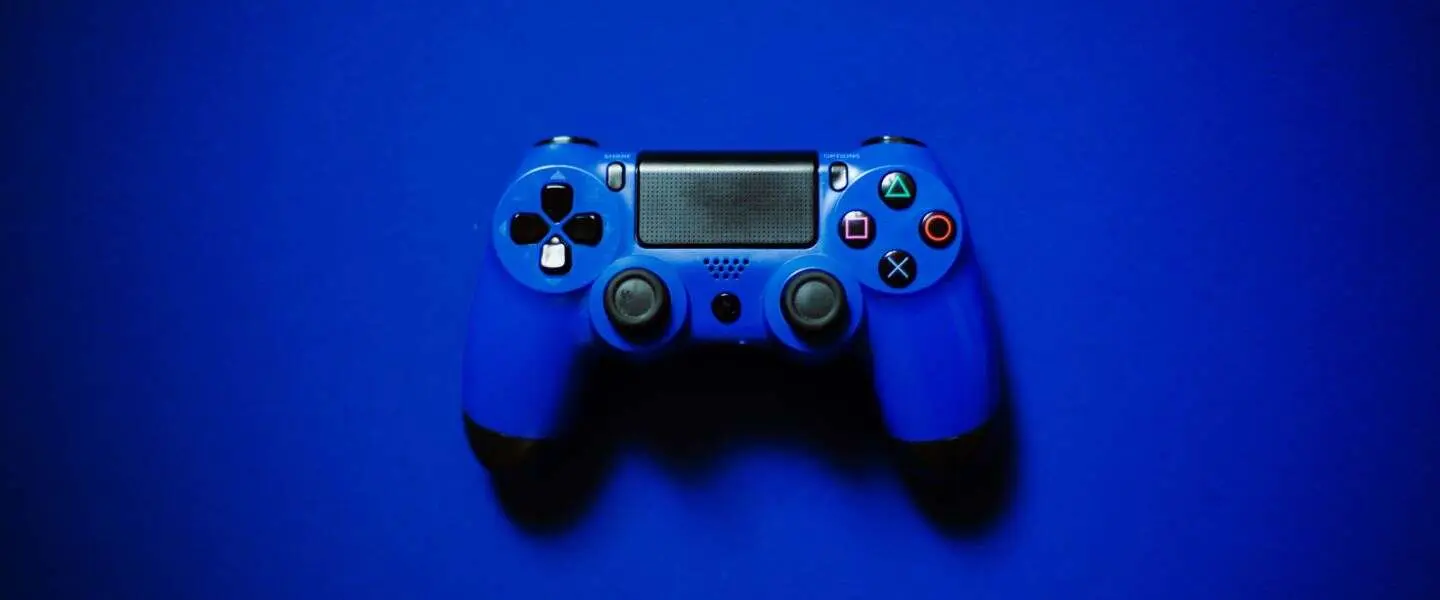 e3 2