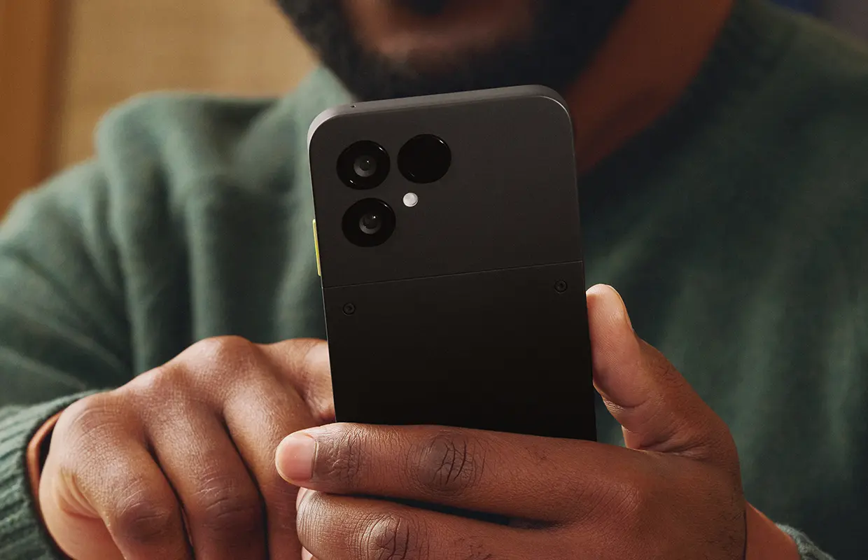 Fairphone-toestellen nu nog veiliger voor kinderen met het gratis ChatLicense
