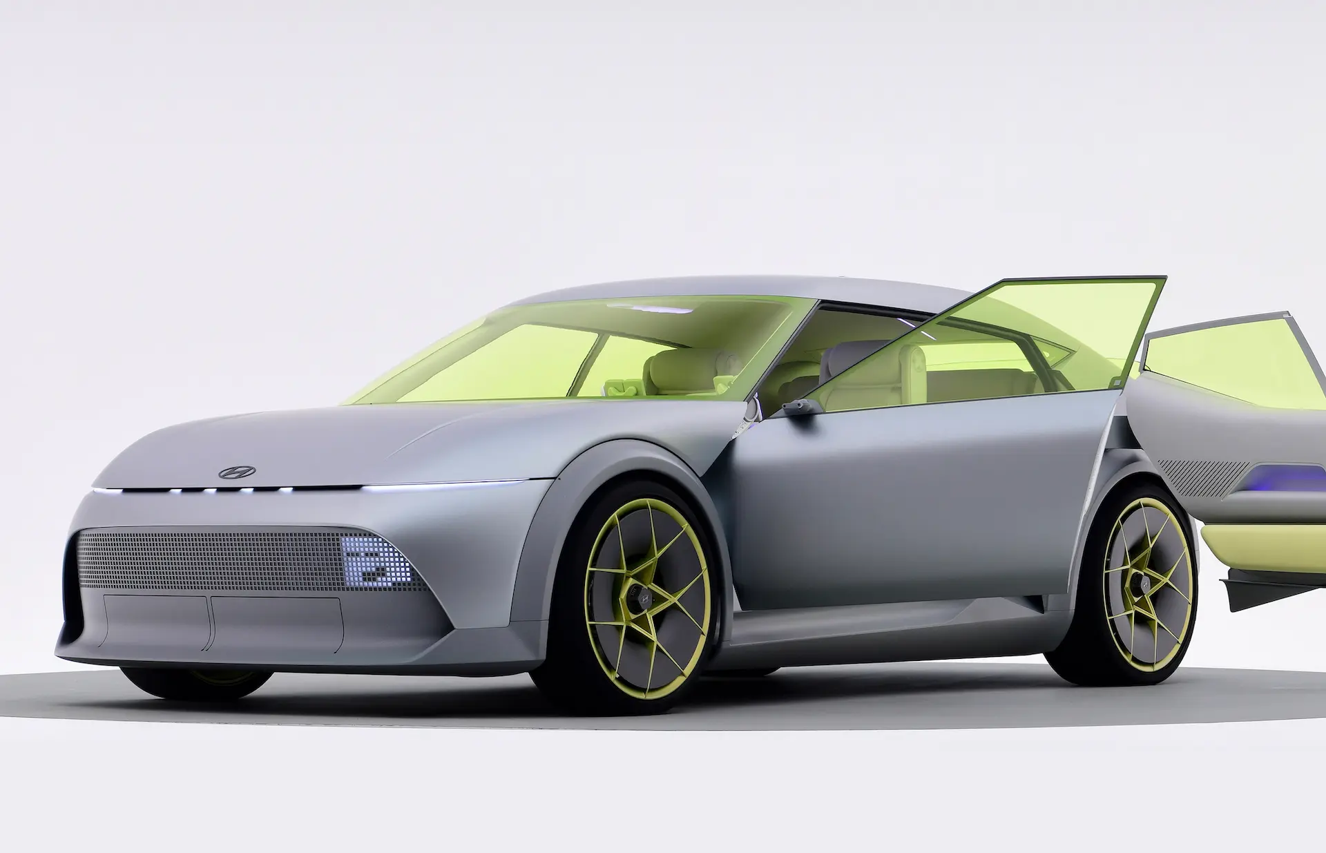 hyundai concept three 01