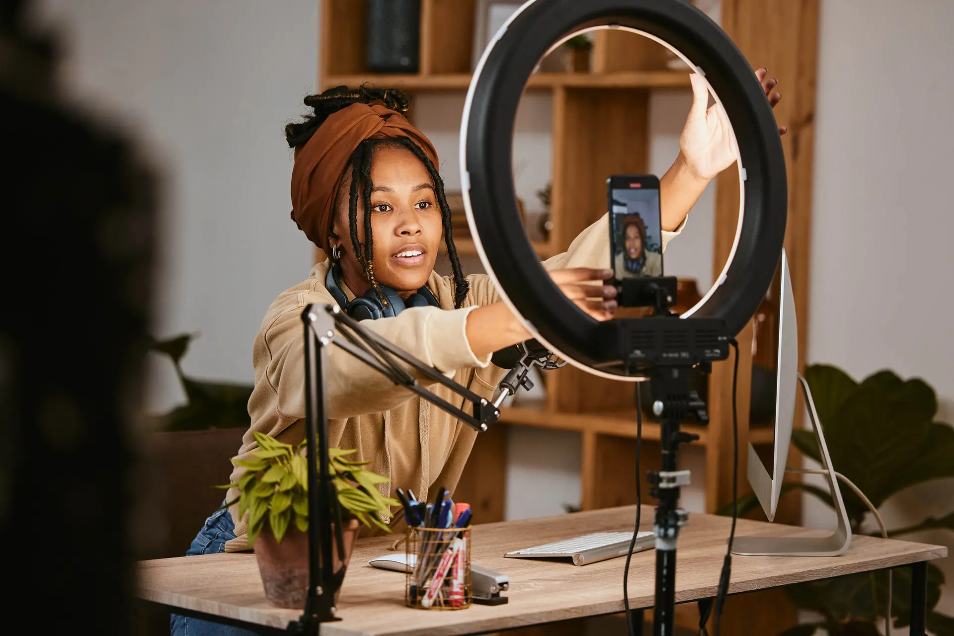 De psychologie van influencers: hoe persoonlijkheidstraining hun merk sterker maakt