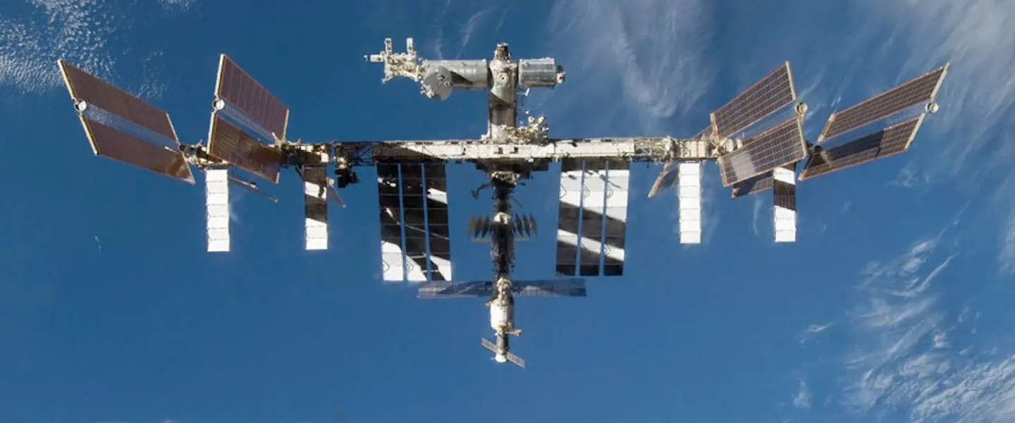 iss header 2
