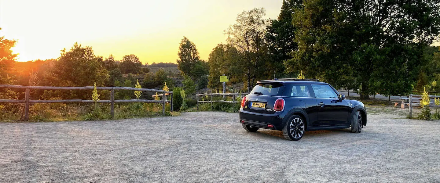 mini electric roadtrip nederland