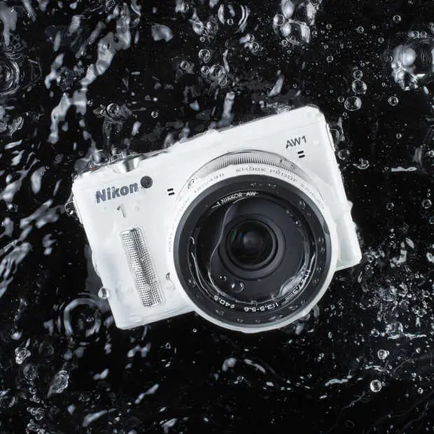 onderwater systeemcamera van nikon komt
