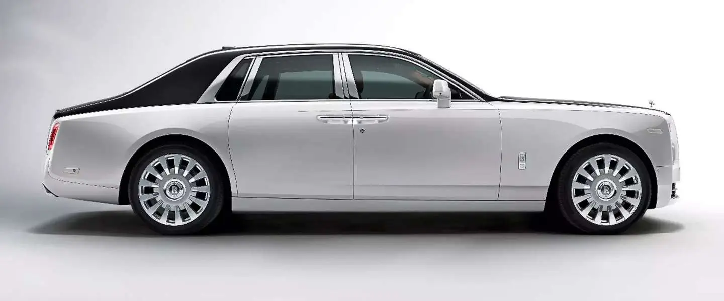 rolls royce phantom 2017 model